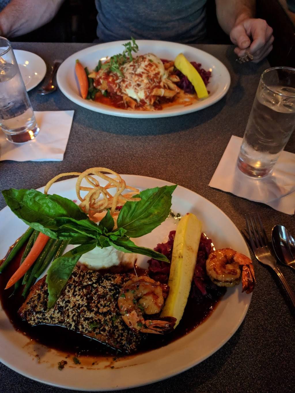 Moxie Restaurant | restaurant | 2028 H St, Sacramento, CA 95811, USA | 9164437585 OR +1 916-443-7585