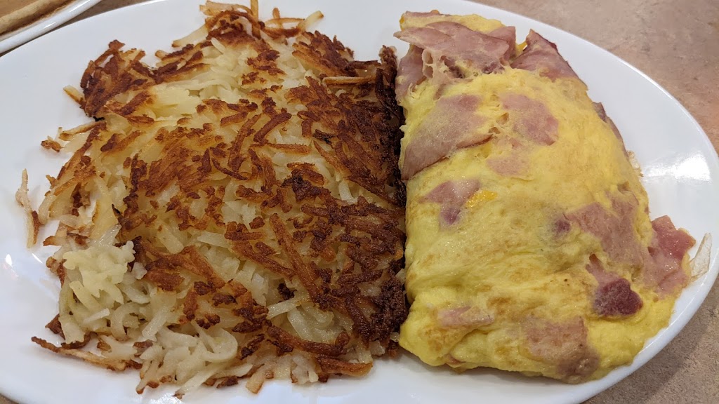 Uptown Cafe | restaurant | 2271 Pointe Pkwy, Carmel, IN 46032, USA | 3175644149 OR +1 317-564-4149