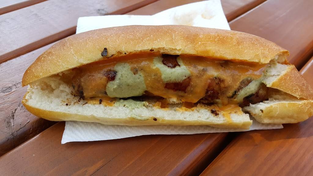 Casa Munayco | restaurant | 7091 Rue St-Hubert, Montréal, QC H2S 2N1, Canada | 5144393313 OR +1 514-439-3313