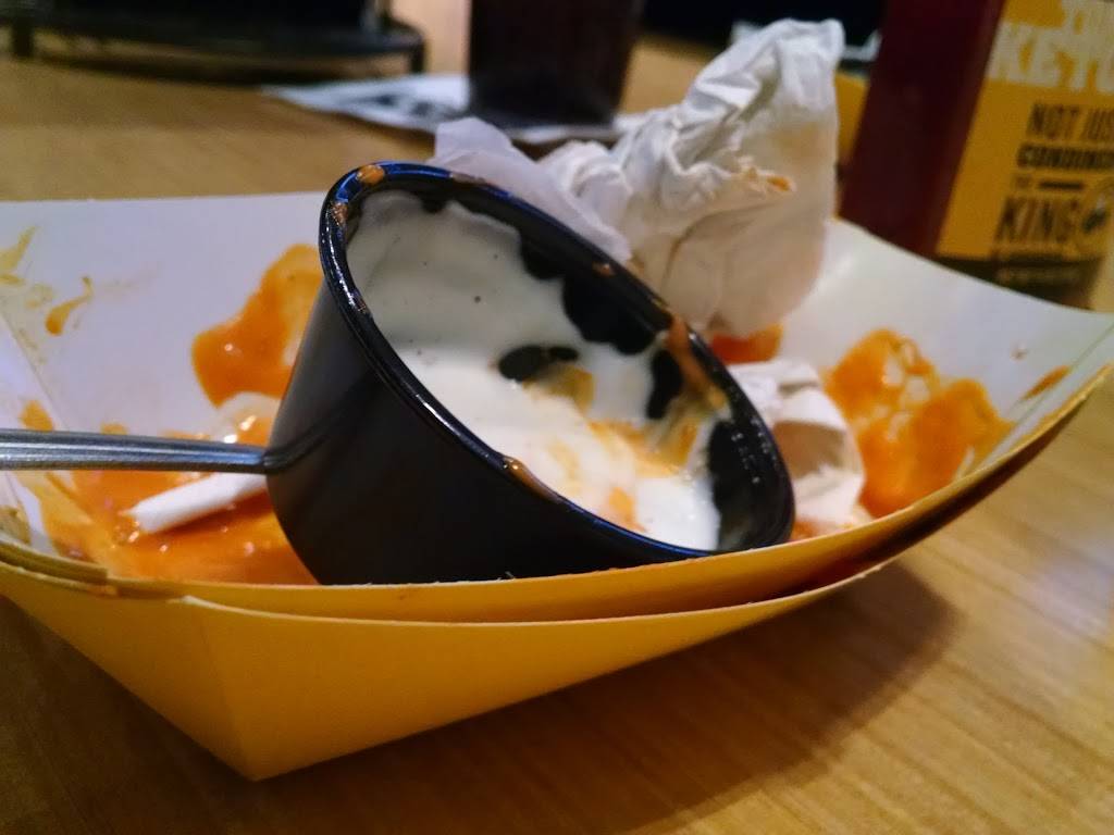 Buffalo Wild Wings | restaurant | 3660 Stone Creek Blvd, Cincinnati, OH 45251, USA | 5132451457 OR +1 513-245-1457