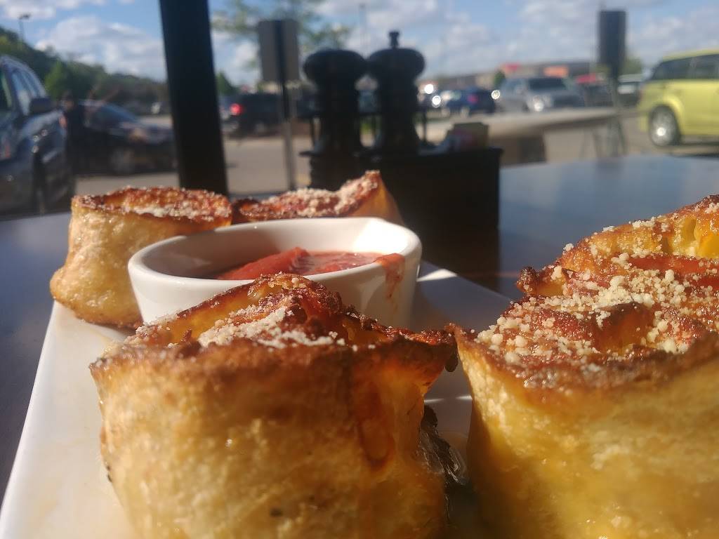 Hy-Vee Market Grille | restaurant | 400 S Locust St, Dubuque, IA 52001, USA | 5635563095 OR +1 563-556-3095