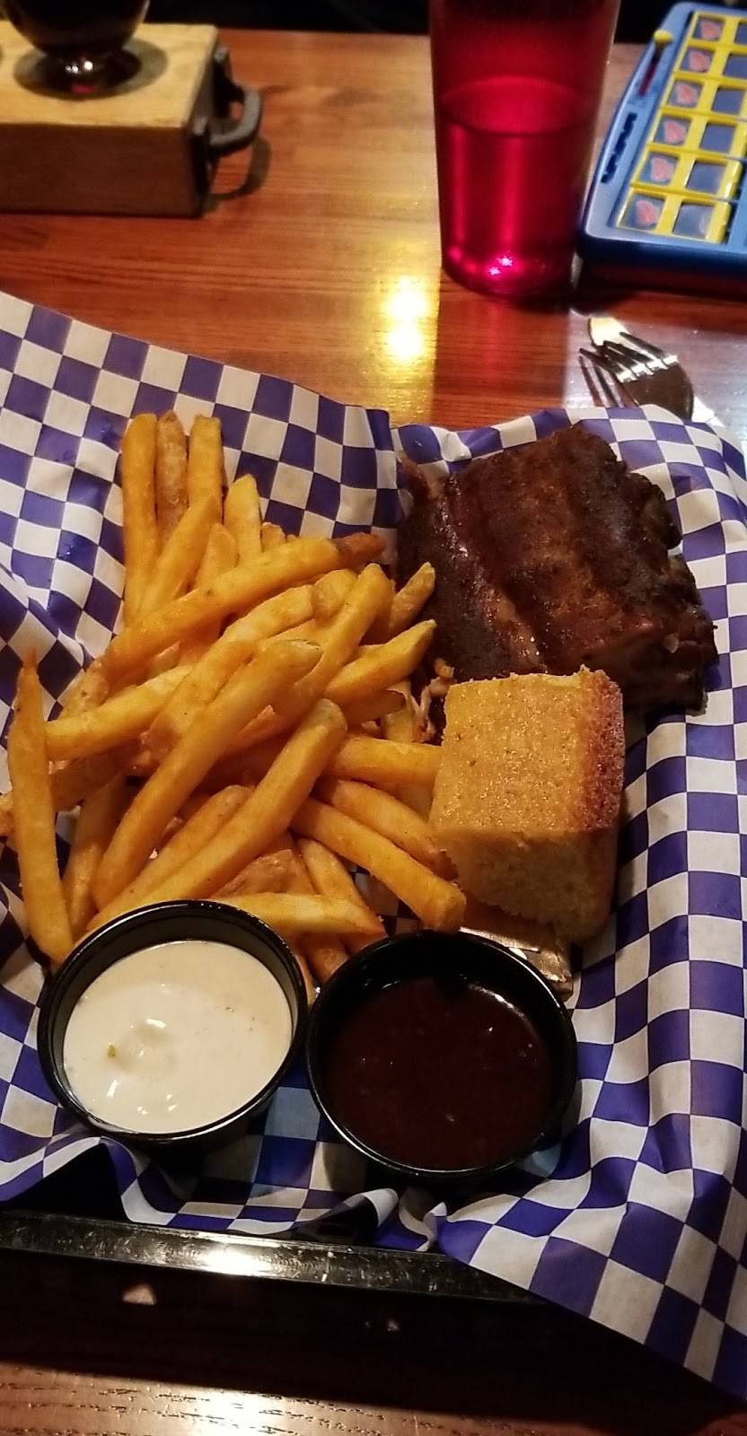 Right Bauer Brewing | restaurant | 239 E Main St, Sun Prairie, WI 53590, USA | 6083185002 OR +1 608-318-5002