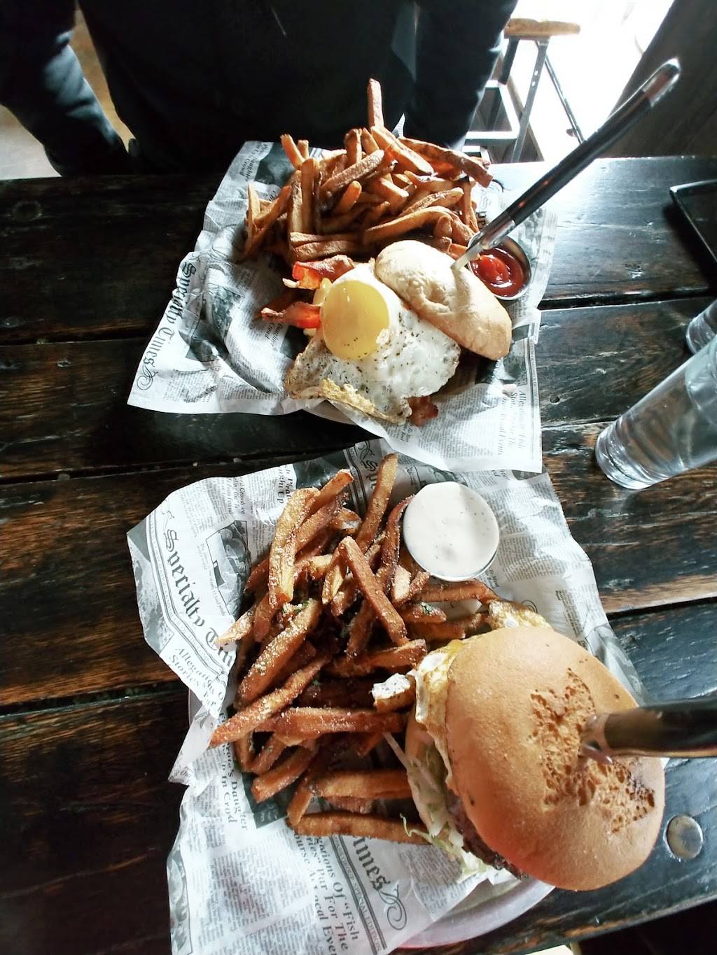 Allen Burger Venture | restaurant | 175 Allen St, Buffalo, NY 14201, USA | 7167680386 OR +1 716-768-0386