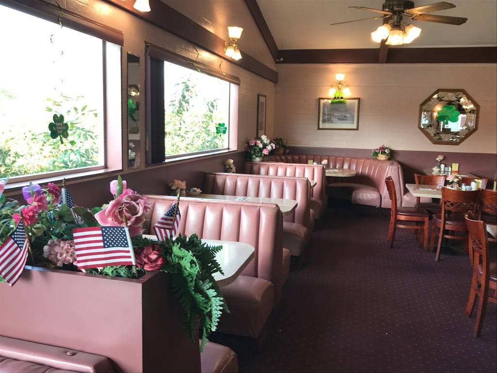 Charlies Family Restaurant | restaurant | 210 N Ivy St, Escondido, CA 92025, USA | 7607381545 OR +1 760-738-1545