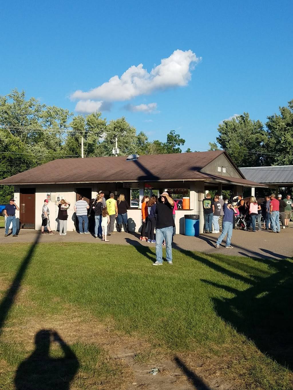 Full Throttle Nights | restaurant | 109 W Broadway St, Rock Springs, WI 53961, USA | 6086978643 OR +1 608-697-8643