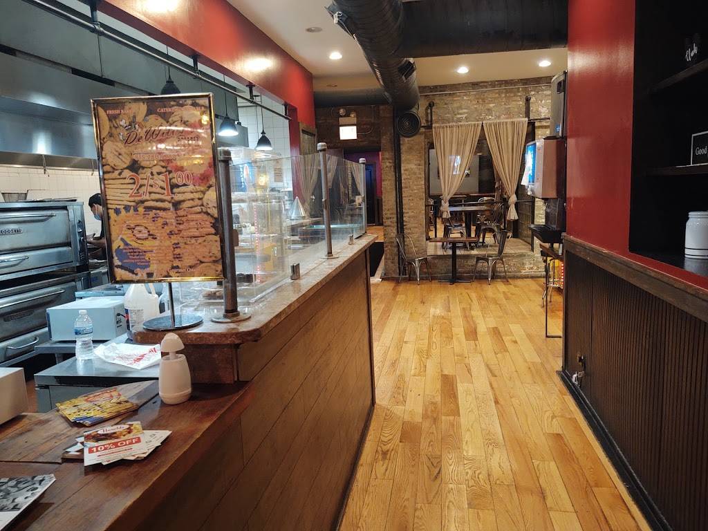 Harolds Shrimp & Chicken - Chicago | restaurant | 1421 W Taylor St, Chicago, IL 60607, USA | 3122852891 OR +1 312-285-2891