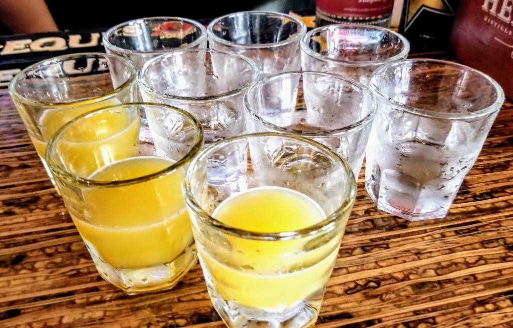 Tiki Bar | restaurant | 1700 Placentia Ave, Costa Mesa, CA 92627, USA | 9492706262 OR +1 949-270-6262