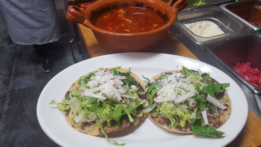 La Hacienda | restaurant | 680 Broadway, Kingston, NY 12401, USA | 8455323695 OR +1 845-532-3695