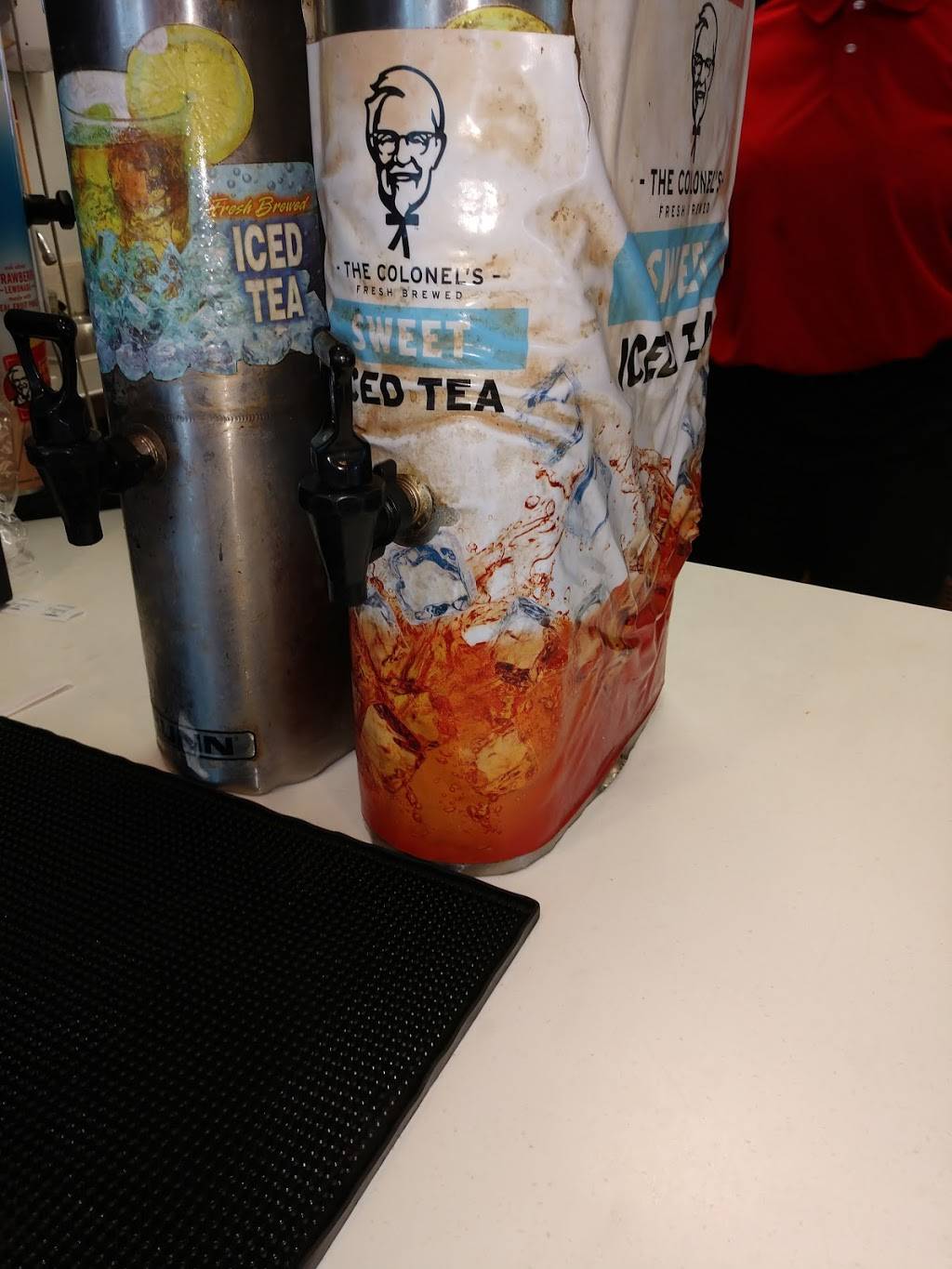 KFC | restaurant | 1146 FL-104, Jacksonville, FL 32218, USA | 9047574454 OR +1 904-757-4454