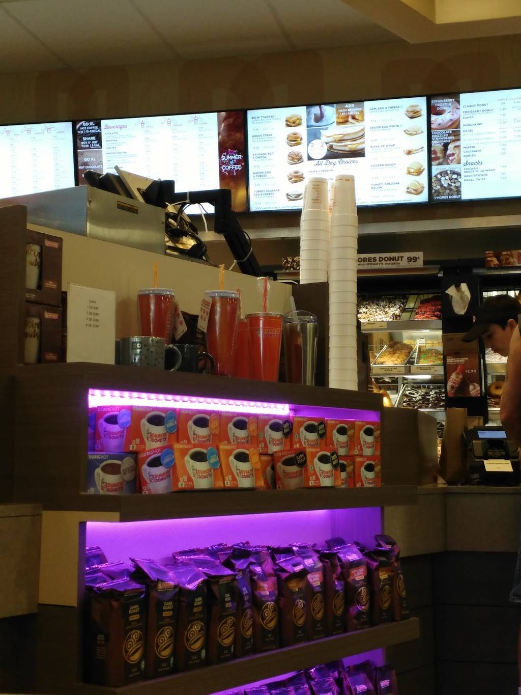 Dunkin | bakery | 9990 Harrison Ave, Harrison, OH 45030, USA | 5132021695 OR +1 513-202-1695