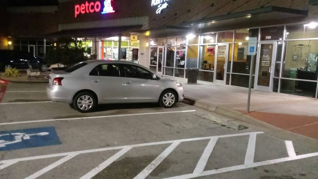 Subway Restaurants | restaurant | Shops at Forest Commons, 3750 Gattis School Rd #800, Round Rock, TX 78664, USA | 5123880428 OR +1 512-388-0428