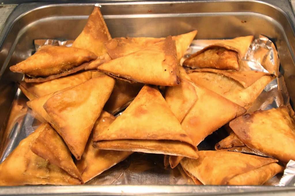 Golden Spoon | meal takeaway | 5650 Sheppard Ave E #3, Scarborough, ON M1B 2L3, Canada | 6478279095 OR +1 647-827-9095