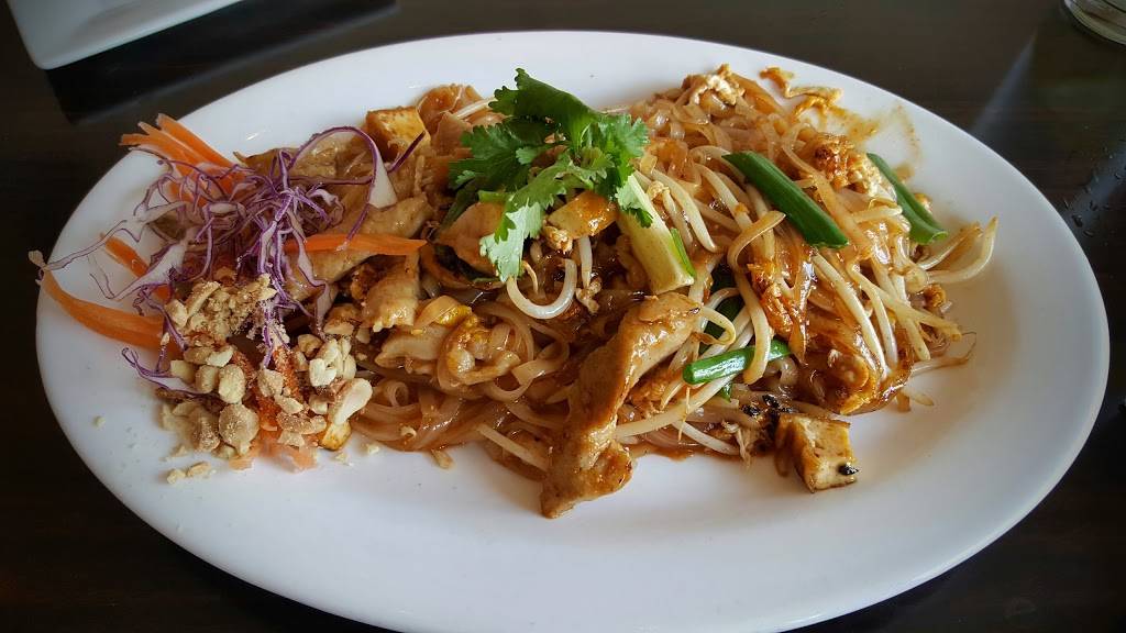 Thai Society restaurant | restaurant | 1070 N El Camino Real suite b, Encinitas, CA 92024, USA | 7606328770 OR +1 760-632-8770