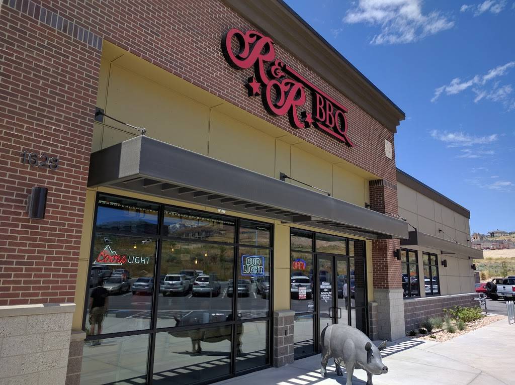 R&R BBQ | restaurant | 1628 W Traverse Pkwy, Lehi, UT 84043, USA | 3853454001 OR +1 385-345-4001