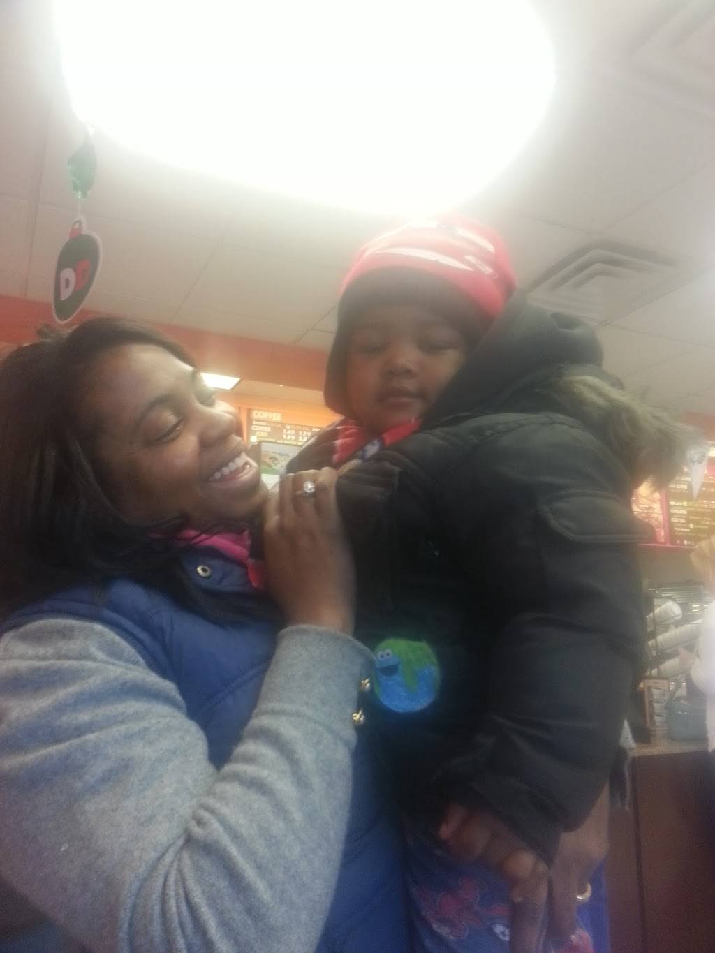 Dunkin | bakery | 717 E Girard Ave, Philadelphia, PA 19125, USA | 2156342200 OR +1 215-634-2200