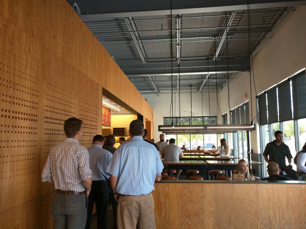 Chipotle Mexican Grill | restaurant | 620 W Dekalb Pike, King of Prussia, PA 19406, USA | 4847510102 OR +1 484-751-0102