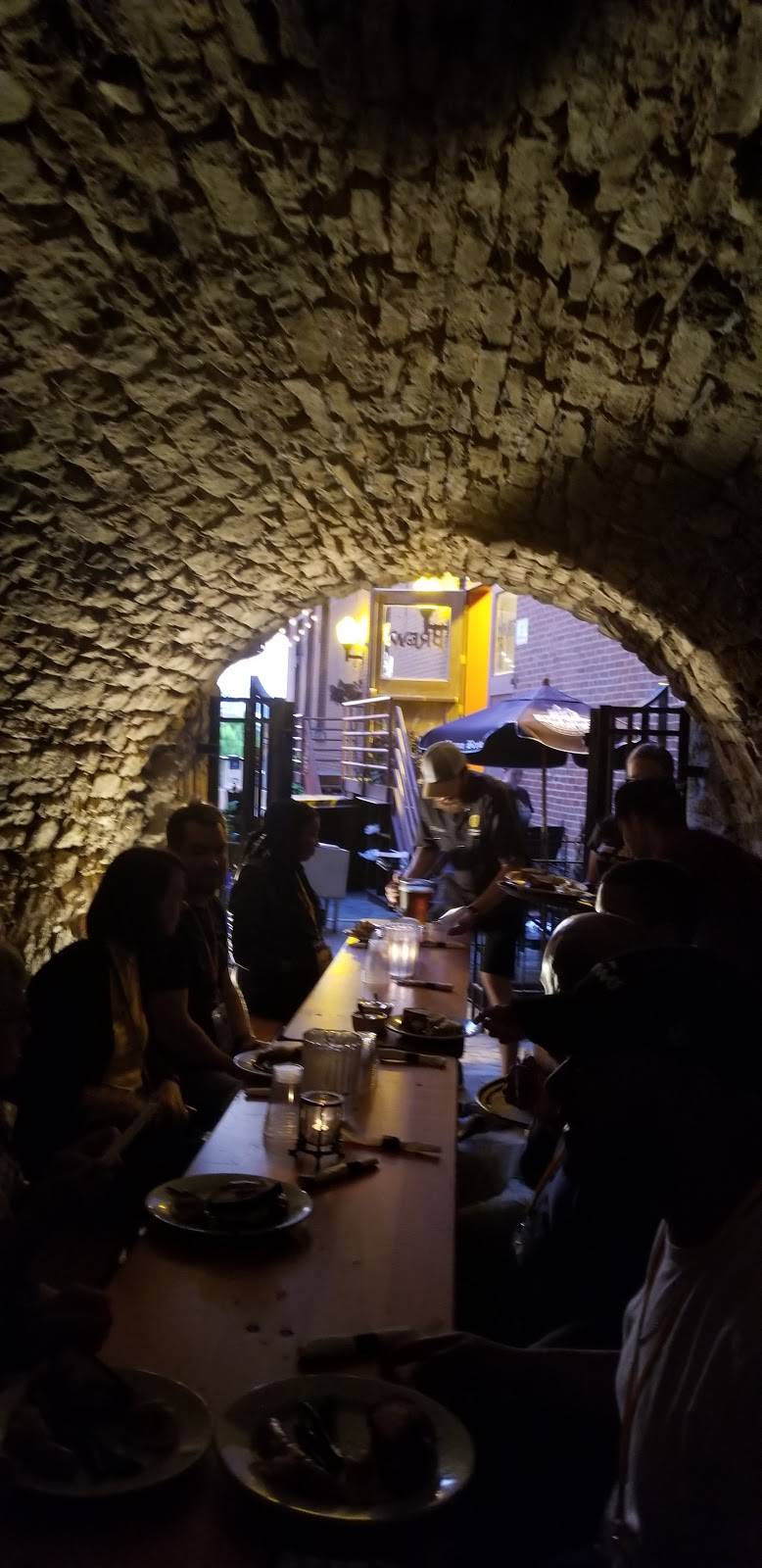 City Brew Tours Pittsburgh | restaurant | 112 Washington Pl, Pittsburgh, PA 15219, USA | 4124192337 OR +1 412-419-2337