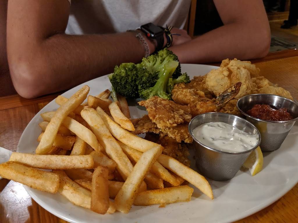 Timbers Restaurant & Fish Market | restaurant | 703 Tarpon Bay Rd, Sanibel, FL 33957, USA | 2393952722 OR +1 239-395-2722