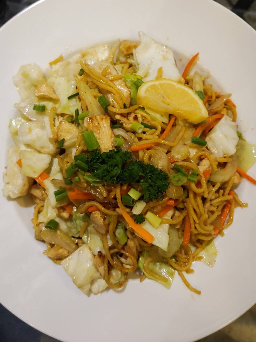 Elvies Bistro | restaurant | 105 E Center St ste b, Centralia, WA 98531, USA | 3607363926 OR +1 360-736-3926