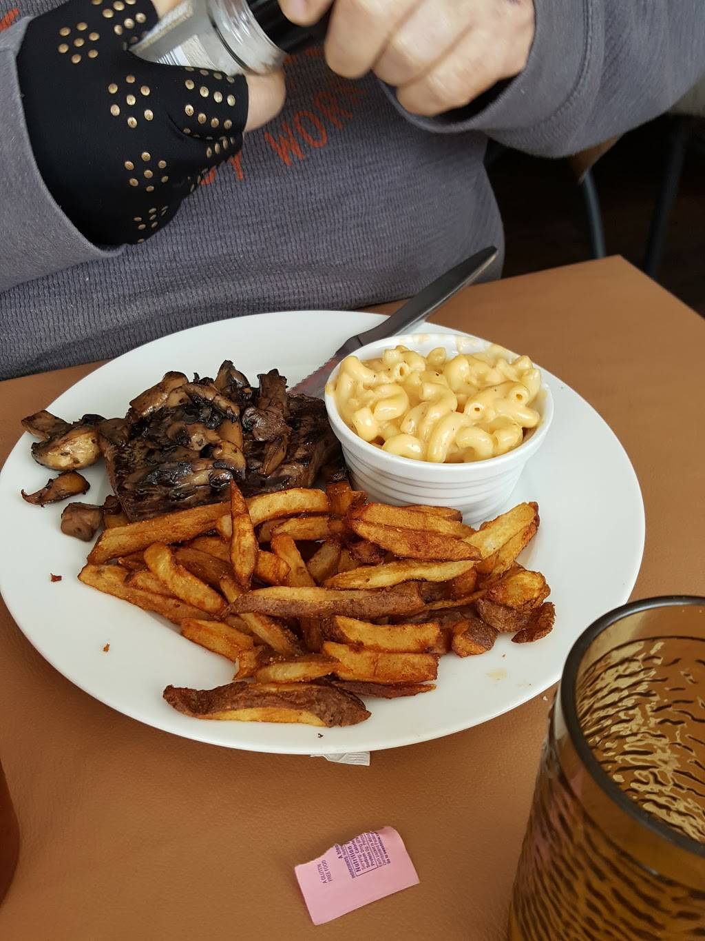 Fees Knic Knacs Cafe | restaurant | 13307 US-82, Ringgold, TX 76261, USA | 9409346008 OR +1 940-934-6008