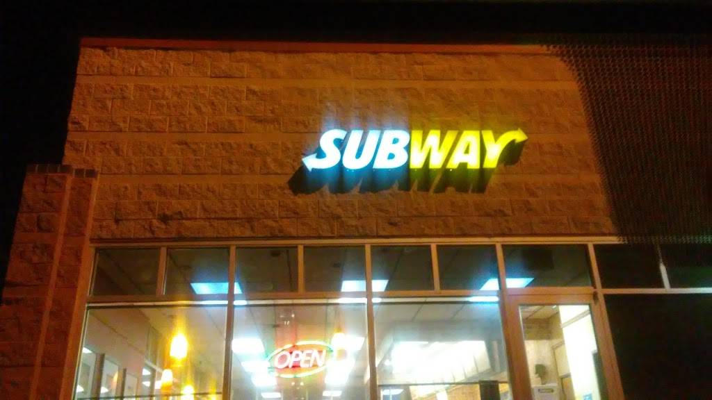 Subway Restaurants | restaurant | Broadway Marketplace, 303 S Broadway Suite 100, Denver, CO 80209, USA | 3037650606 OR +1 303-765-0606