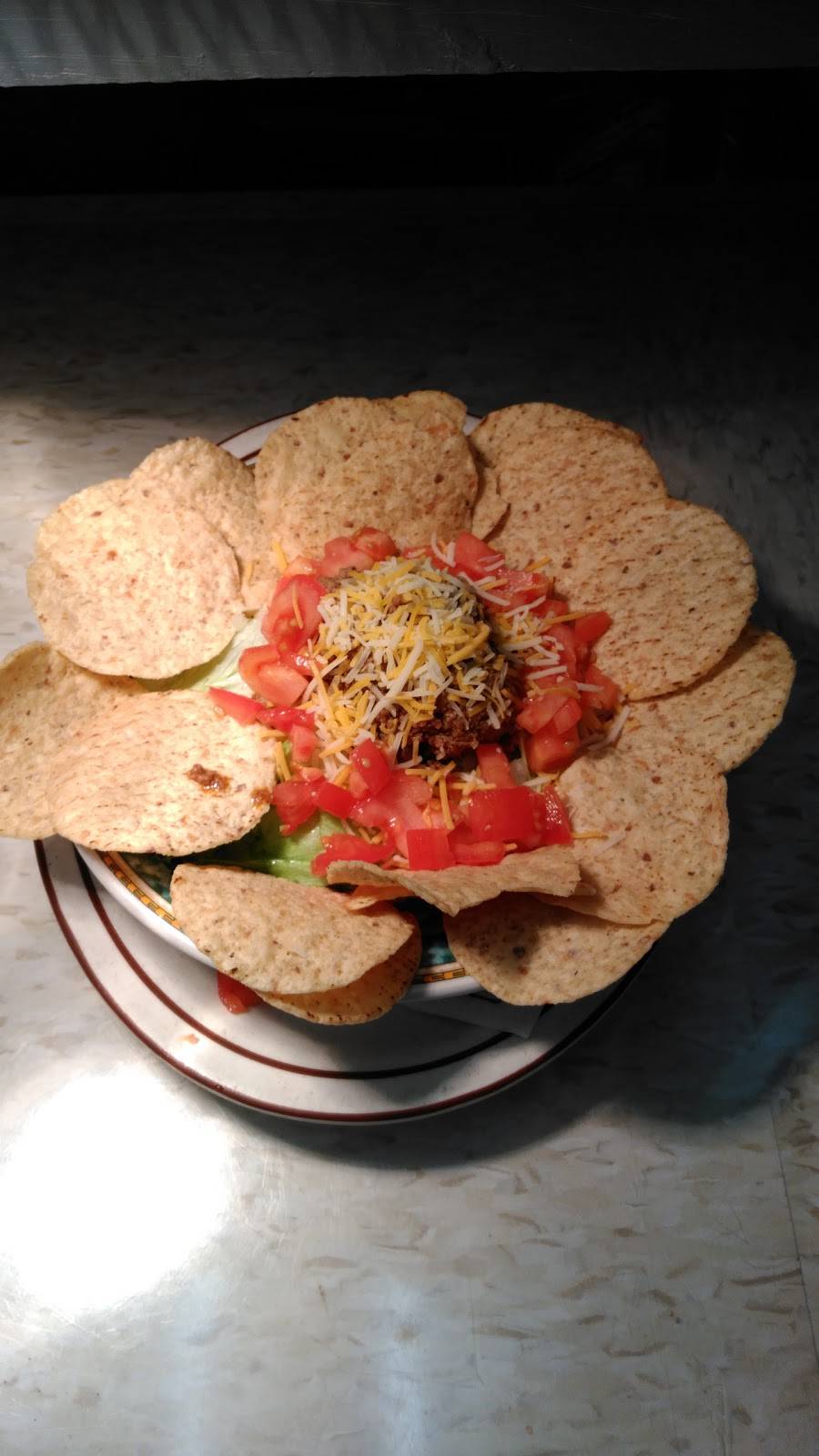 Nenas Cooper Cafe | restaurant | 7759 Douglas Ave, Kalamazoo, MI 49009, USA | 2693832960 OR +1 269-383-2960