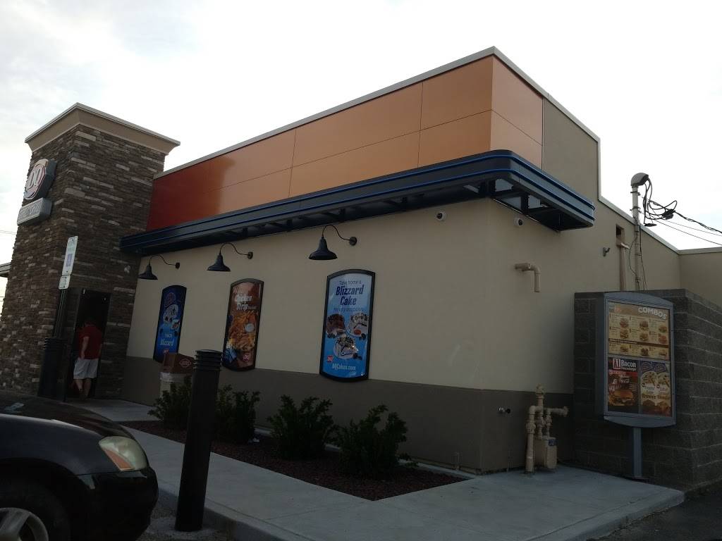 Dairy Queen | restaurant | 4501 Pine Ave, Erie, PA 16504, USA | 8148252888 OR +1 814-825-2888