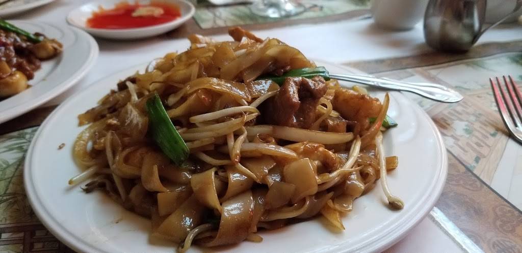 Chins Gourmet | restaurant | 27464 Jefferson Ave, Temecula, CA 92590, USA | 9516953888 OR +1 951-695-3888