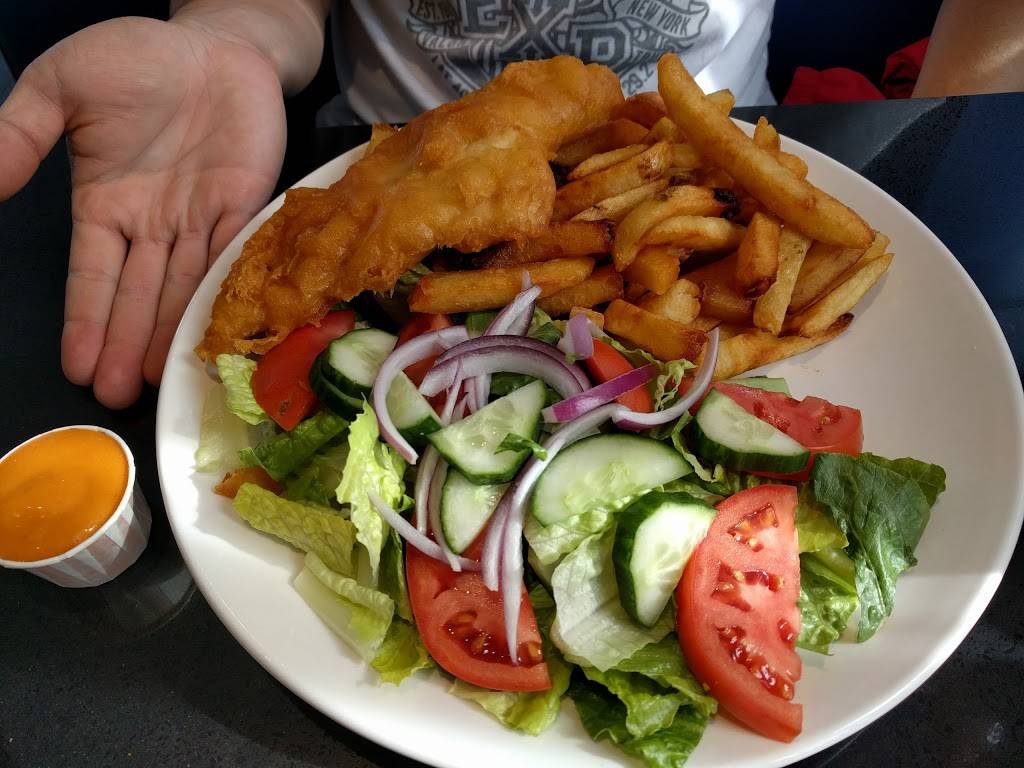 Halibut House Fish & Chips | restaurant | 2814 Lake Shore Blvd W, Etobicoke, ON M8V 1H7, Canada | 4165512283 OR +1 416-551-2283