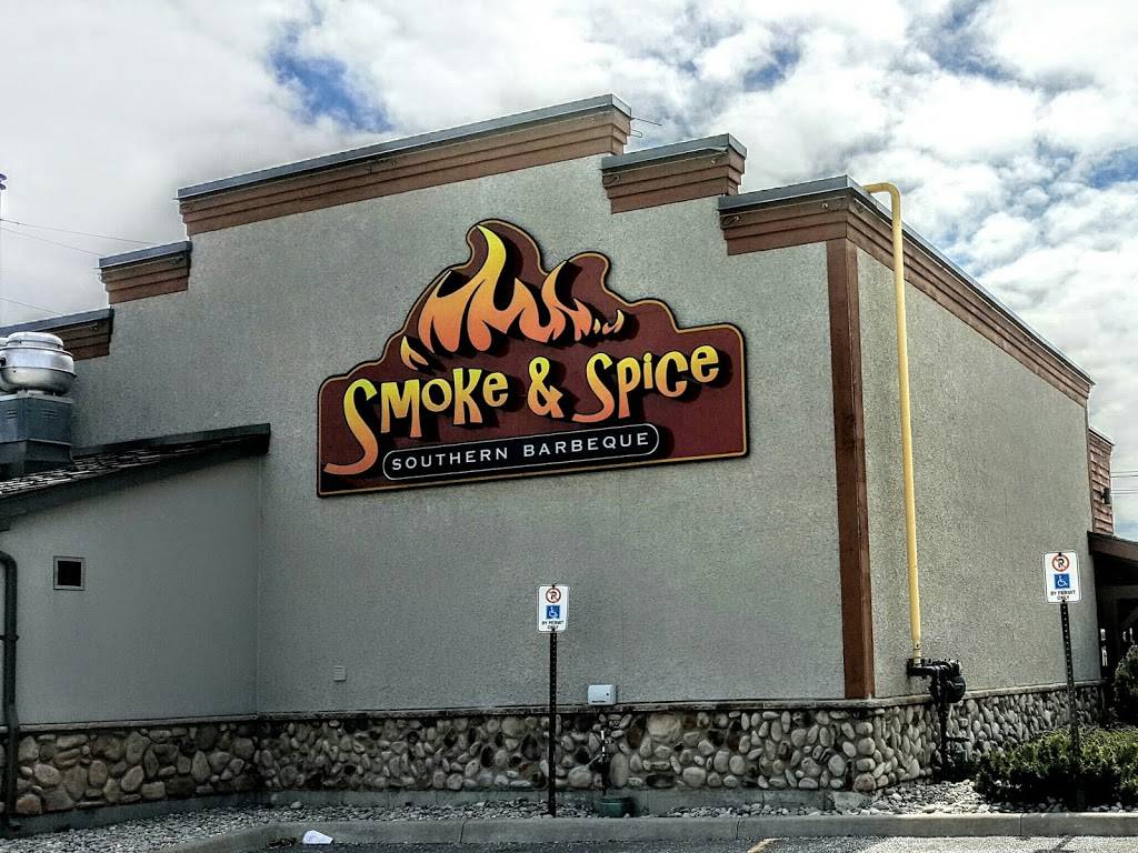 Smoke & Spice Southern Barbeque | restaurant | 7470 Tecumseh Rd E, Windsor, ON N8T 1E9, Canada | 5192524999 OR +1 519-252-4999
