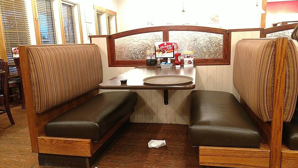 Bob Evans | meal takeaway | 45140 Corners Ct, New Baltimore, MI 48051, USA | 5864210993 OR +1 586-421-0993