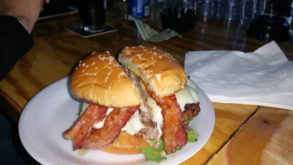 Tanks Pub & Grill | restaurant | 129 W Veterans Memorial Blvd, Killeen, TX 76541, USA | 2542002530 OR +1 254-200-2530