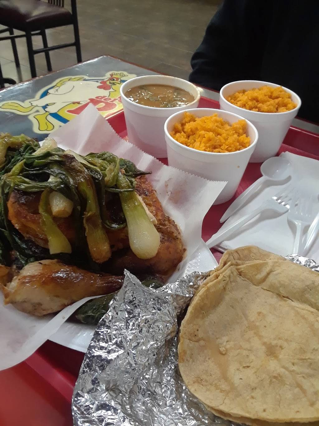 La Casa de Pollo Asado | restaurant | 221 National St, Elgin, IL 60120, USA | 8477423100 OR +1 847-742-3100