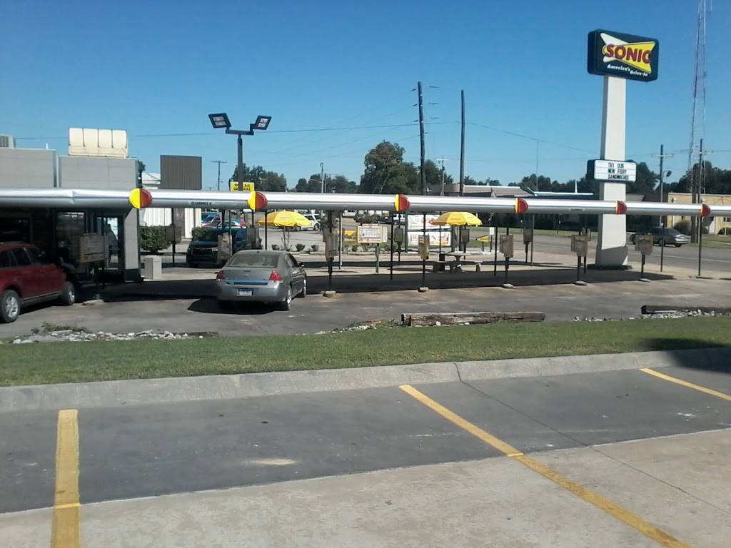 Sonic Drive-In | restaurant | 203 North Missouri Street, Corning, AR 72422, USA | 8708573756 OR +1 870-857-3756