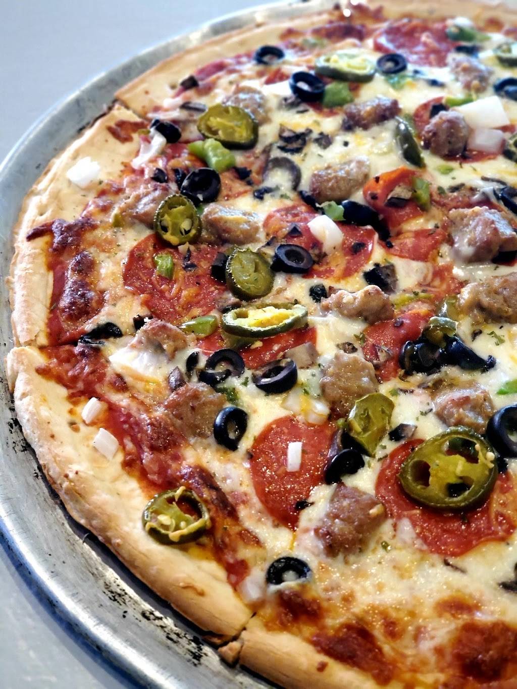 Zullys Bar & Grille | restaurant | 12634 IN-23, Granger, IN 46530, USA | 5744046085 OR +1 574-404-6085