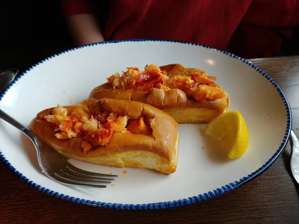 Red Lobster | restaurant | 7505 Broken Branch Ln, Manassas, VA 20109, USA | 7033352553 OR +1 703-335-2553