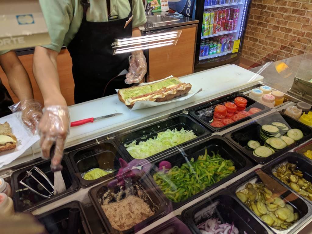 Subway | restaurant | Plaza Soriana, Salvador Alvarado 4820 int. C-22, Soler, 22530 Tijuana, B.C., Mexico | 016646305384 OR +52 664 630 5384