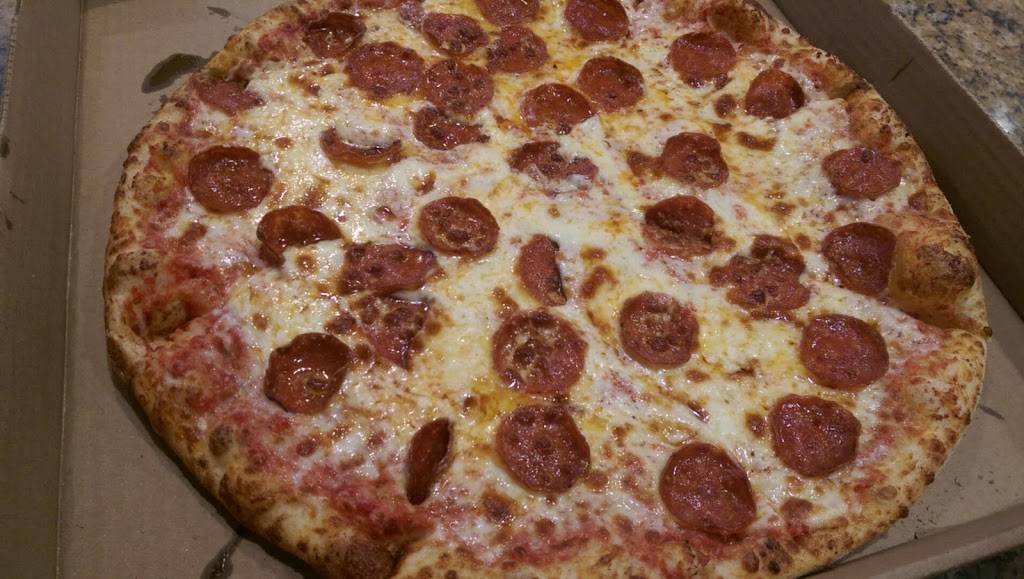 Express Pizza | restaurant | 583 North St, Weymouth, MA 02189, USA | 7813311400 OR +1 781-331-1400