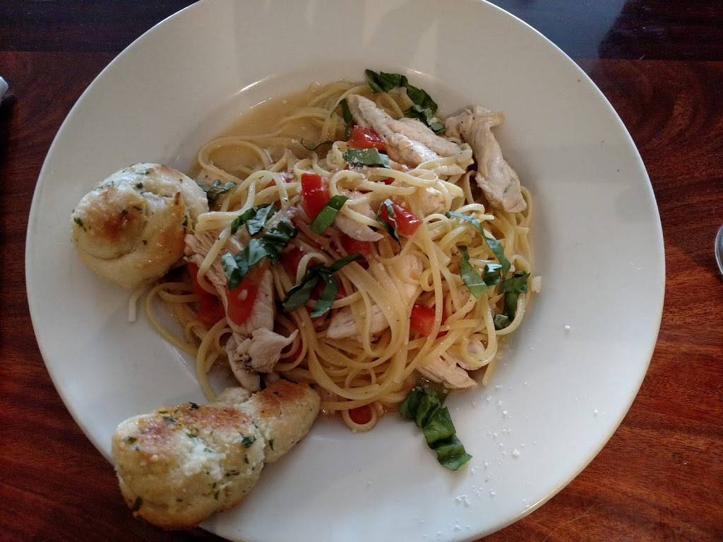 Venetos | restaurant | 608 N Coast Hwy, Oceanside, CA 92054, USA | 7607221228 OR +1 760-722-1228