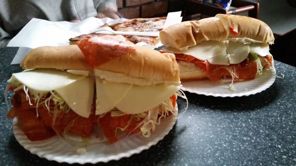 Franklin Giant Grinder Shop | restaurant | 464 Franklin Ave, Hartford, CT 06114, USA | 8602966574 OR +1 860-296-6574