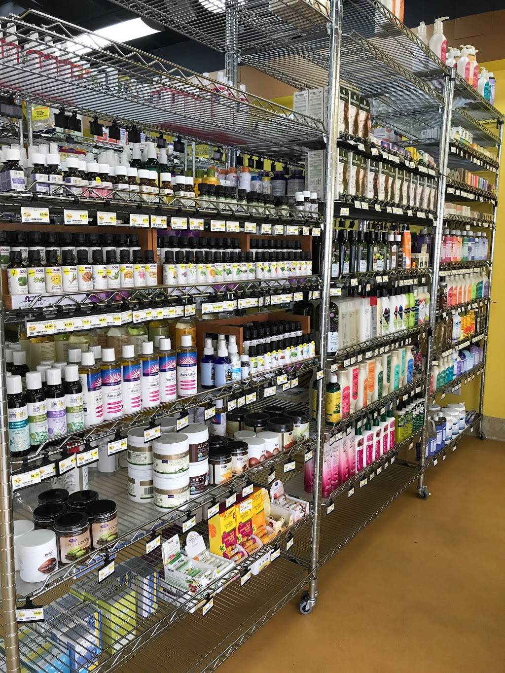 The Bee Hive | restaurant | 13308 E. Whittier Blvd, Whittier, CA 90602, USA | 5629459002 OR +1 562-945-9002