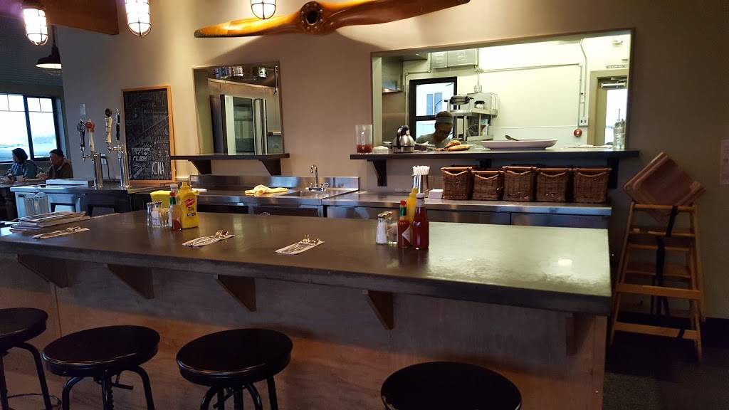 Lodi Airport Cafe | restaurant | N 99 Frontage Rd & E Jahant Rd, Acampo, CA 95220, USA | 2093699126 OR +1 209-369-9126