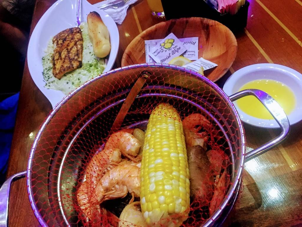 The Yucatan Beach Stand | restaurant | 250 Old San Carlos Blvd, Fort Myers Beach, FL 33931, USA | 2393334386 OR +1 239-333-4386