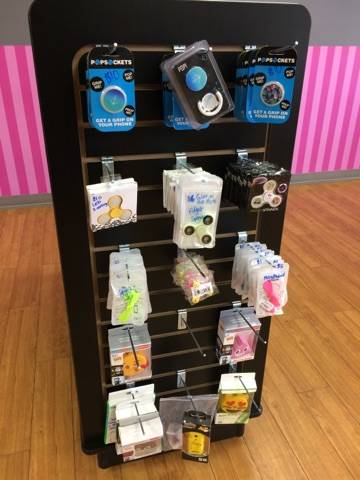 Caseys Cases & Phone Accessories - Smooches Gourmet Popcorn | restaurant | 800 W Main St, Glasgow, KY 42141, USA | 2706818926 OR +1 270-681-8926