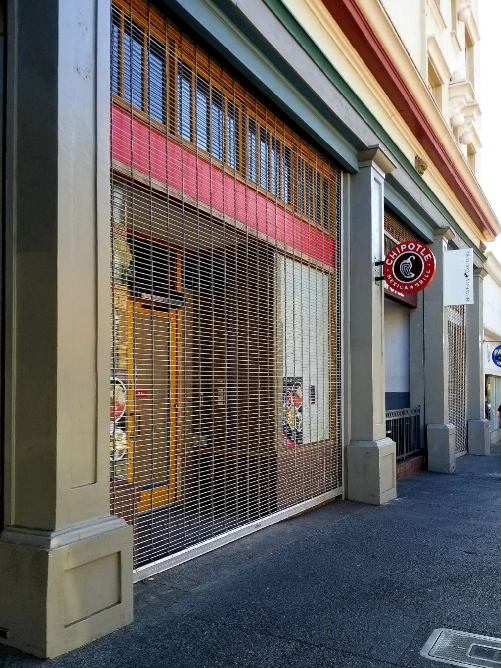 Alley Kitchens 橫丁キッチン | restaurant | 2309 Telegraph Ave, Berkeley, CA 94704, USA | 5103564467 OR +1 510-356-4467