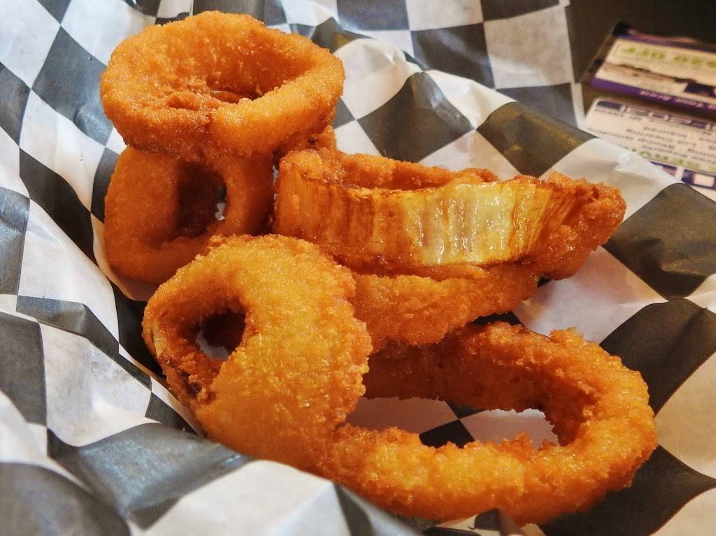 Classic Pizza | restaurant | 2461 M-88, Central Lake, MI 49622, USA | 2315445555 OR +1 231-544-5555