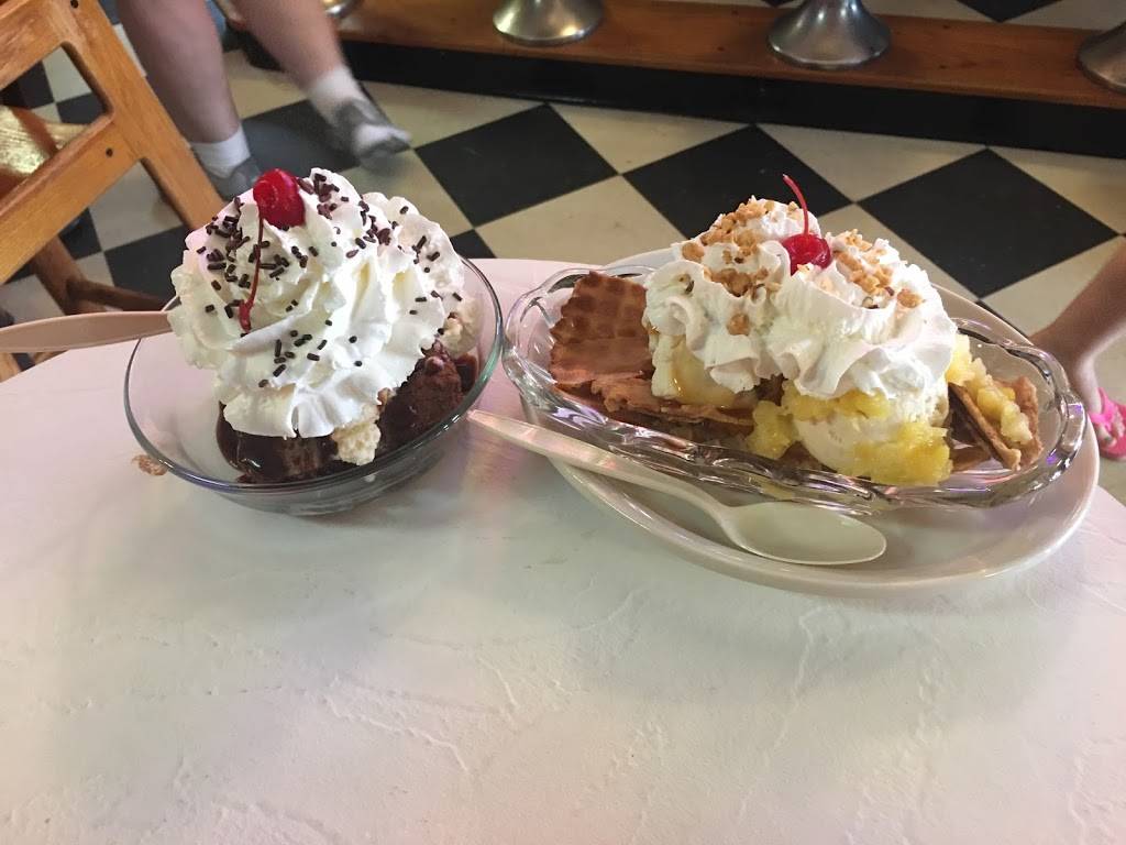 No Name Deli & Restaurant | restaurant | 16 Old Ranger Rd, Murphy, NC 28906, USA | 8288379138 OR +1 828-837-9138