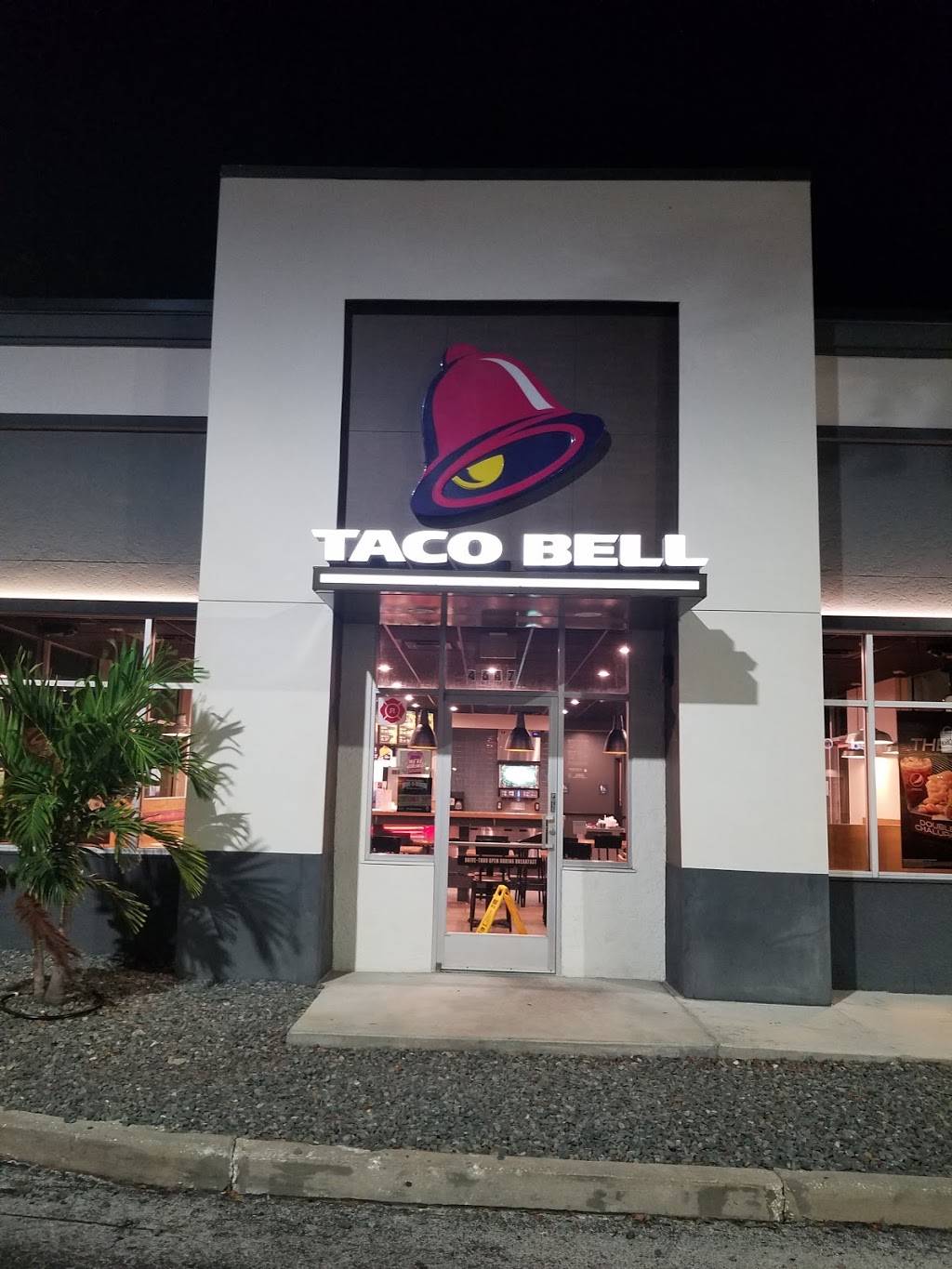 Taco Bell | meal takeaway | 4647 W Kennedy Blvd, Tampa, FL 33609, USA | 8136369100 OR +1 813-636-9100