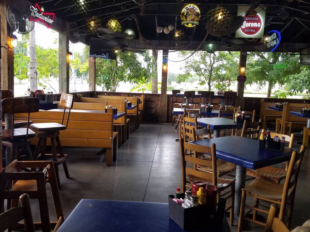 Lazy Flamingo | restaurant | 12951 McGregor Blvd, Fort Myers, FL 33919, USA | 2394769000 OR +1 239-476-9000