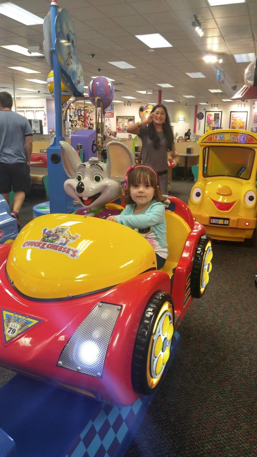 Chuck E. Cheese | restaurant | 1000 Turtle Creek Dr, Hattiesburg, MS 39402, USA | 6012612129 OR +1 601-261-2129